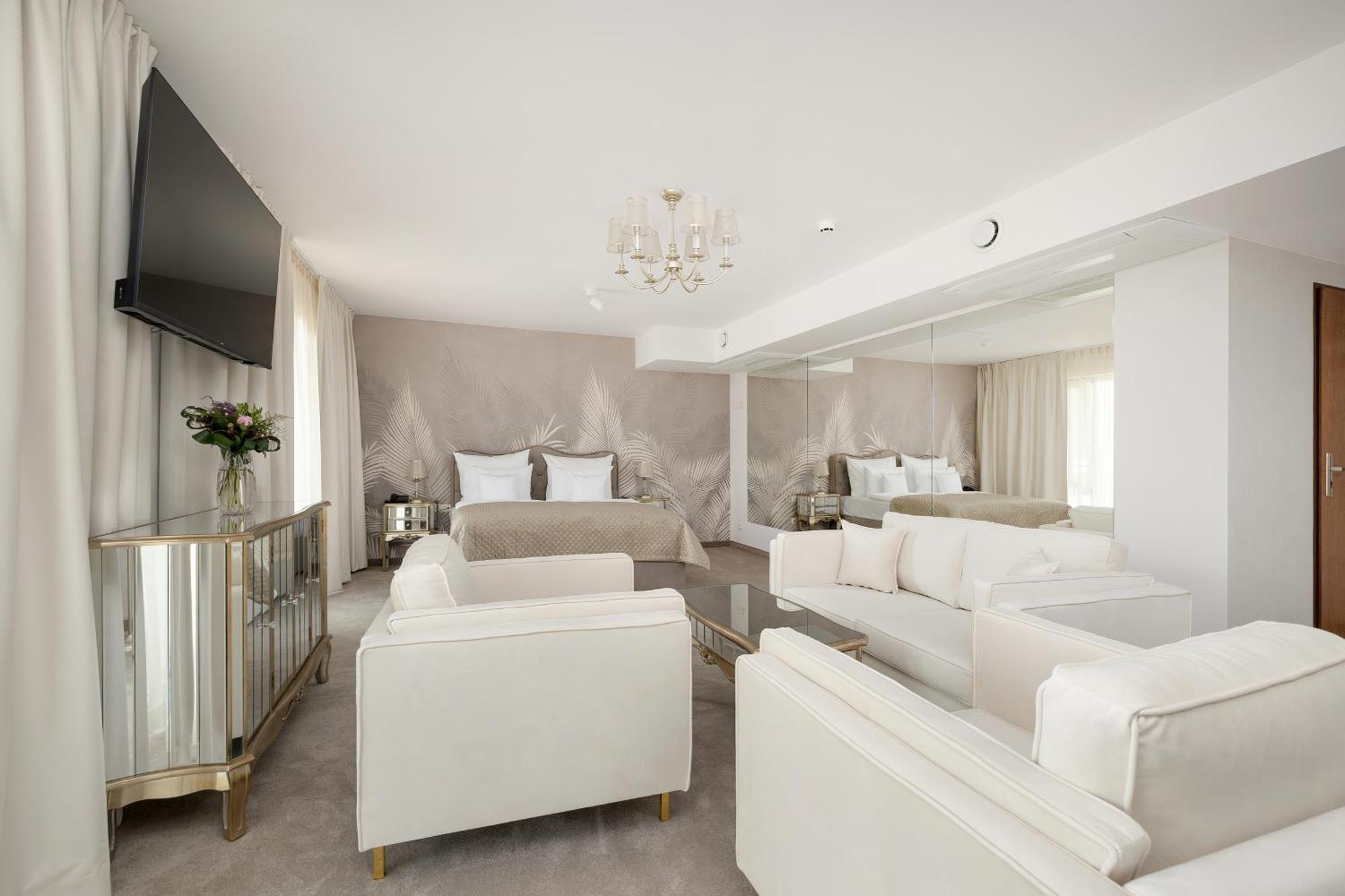 Juvena Hotel Wellness & Spa Adults Only Мендзиводзе Екстериор снимка