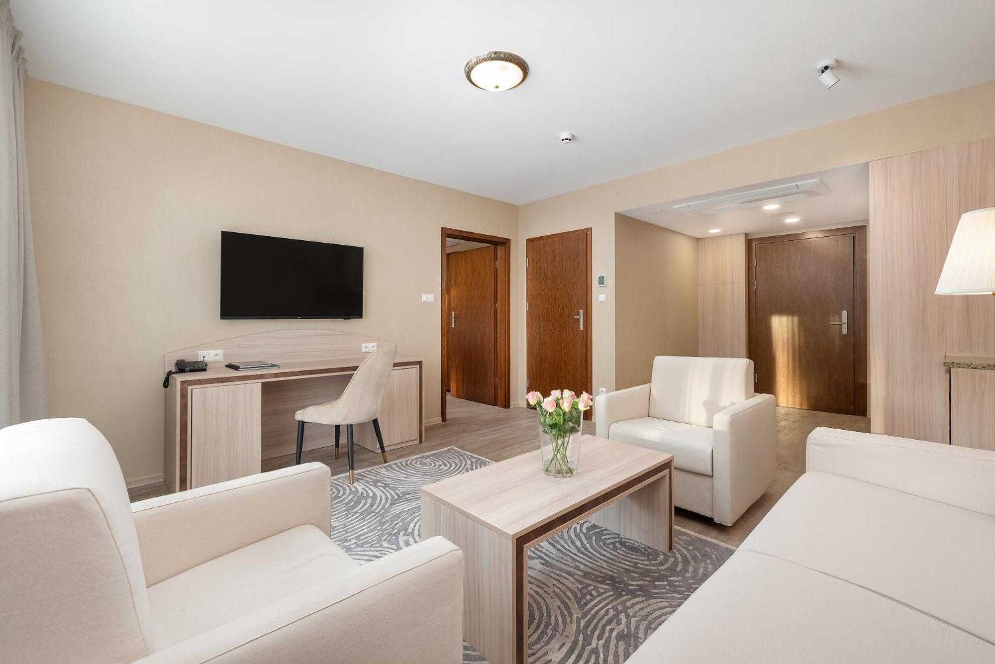 Juvena Hotel Wellness & Spa Adults Only Мендзиводзе Екстериор снимка